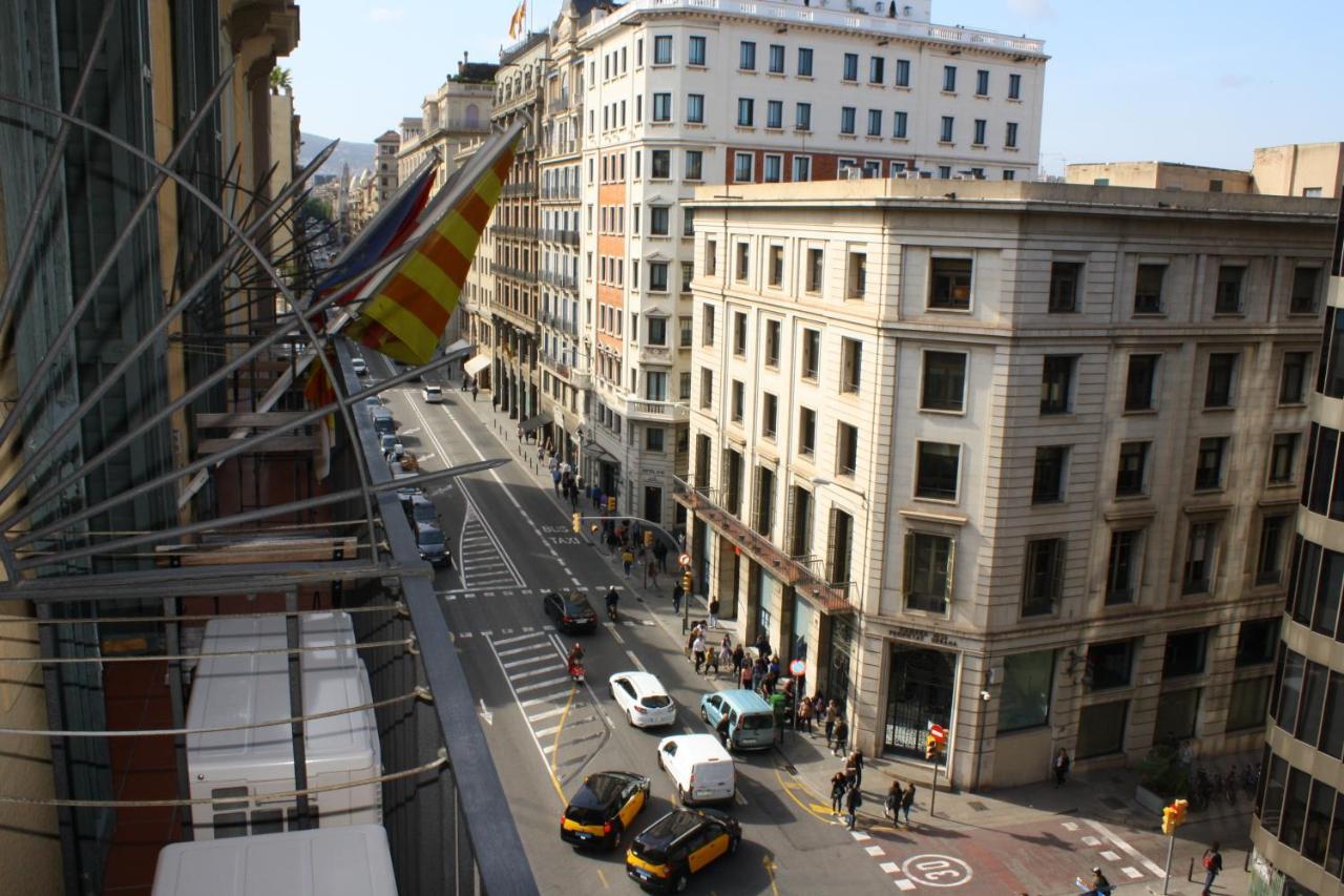 Pension Casa Blanca Hotel Barcelona Exterior photo