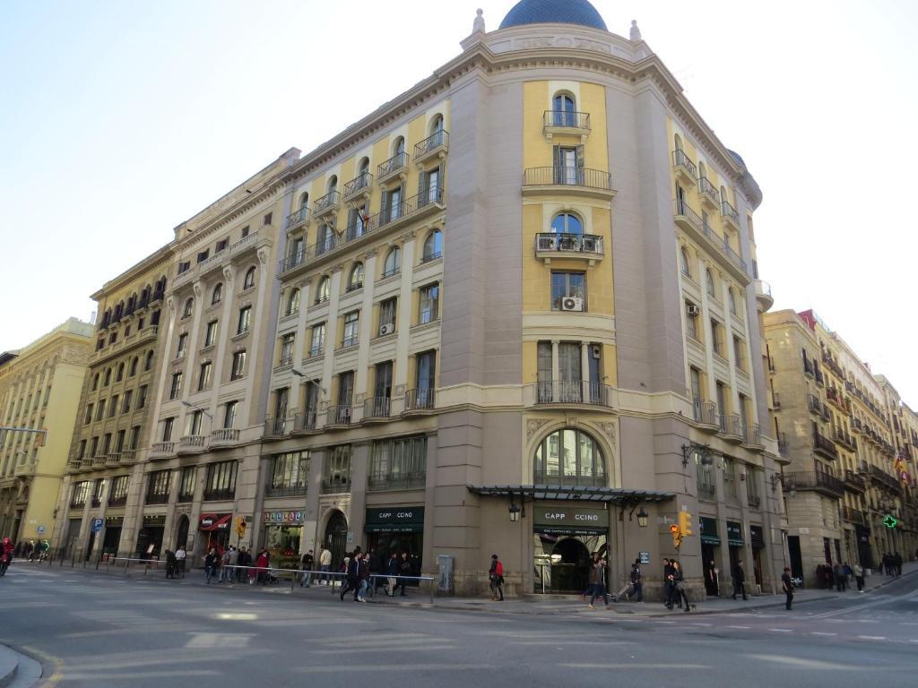 Pension Casa Blanca Hotel Barcelona Exterior photo